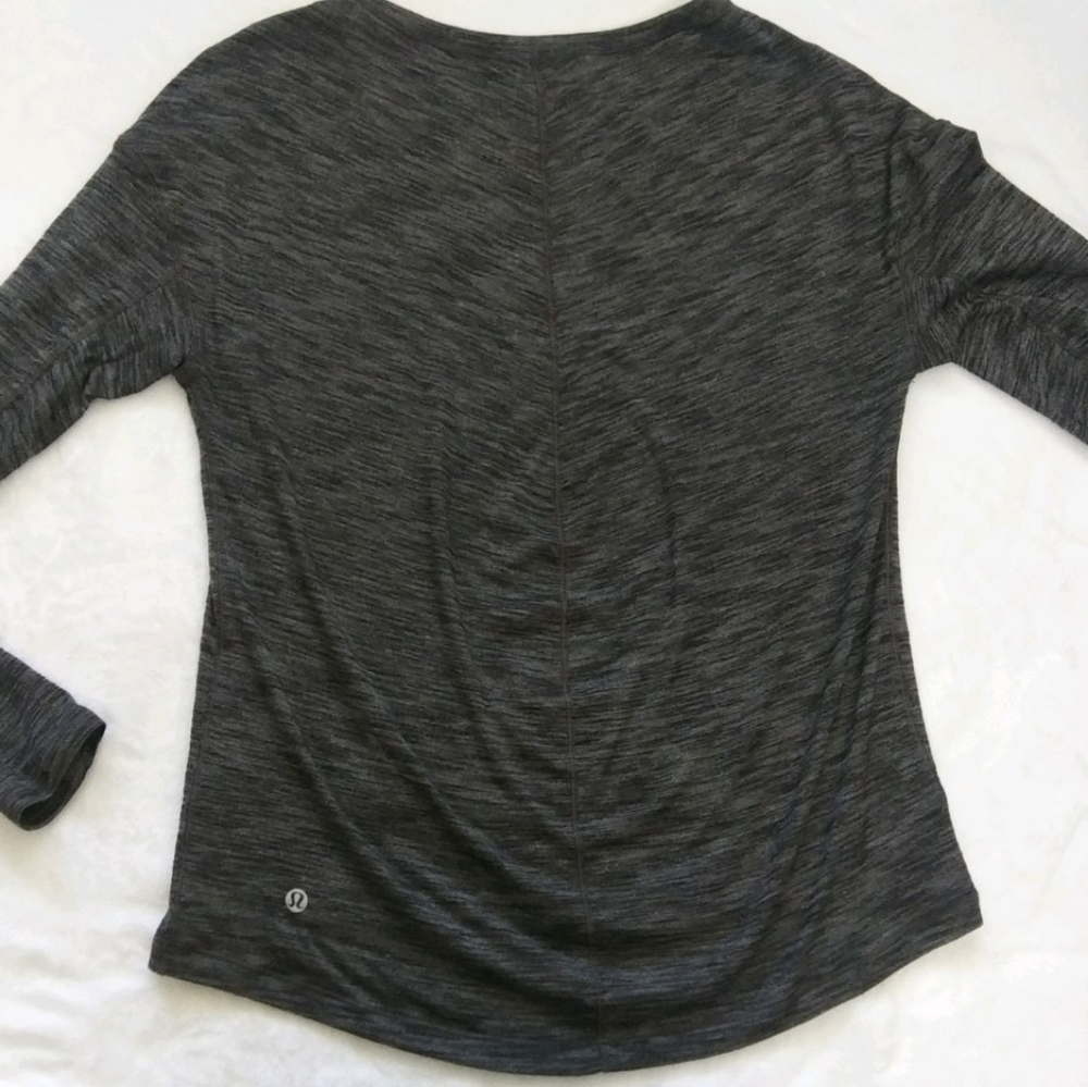 Lululemon meant to move long sleeve - Picture 8 of 11